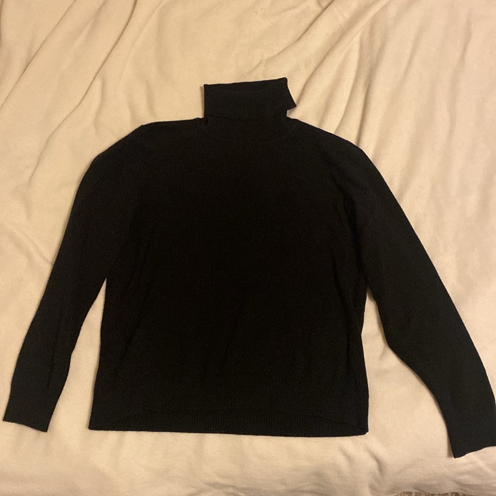 Black women’s turtleneck